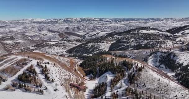 Park City Utah Aerial Panoramablick Über Das Gebirge Mit Weißer — Stockvideo