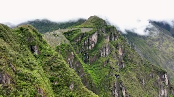 Luchtdrone Vliegzicht Machu Pichu Mountain Peru Andes Zuid Amerika Inca — Stockvideo
