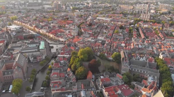 Kasteelruïne Van Burcht Van Leiden Bij Hooglandse Kerk Van Der — Stockvideo