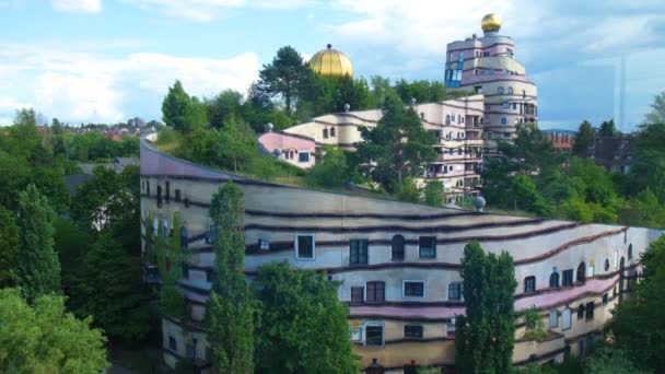 Floresta Colorida Famosa Espiral Waldspirale Darmstadt Alemanha Dia Ensolarado Ângulo — Vídeo de Stock