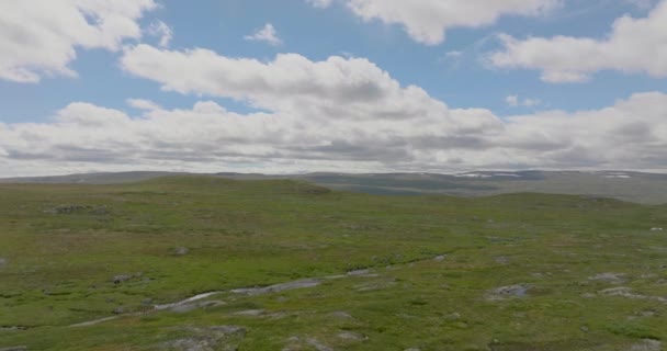 Vista Aerea Hardanger Plateau Con Paesaggio Verde Selvaggio Bel Cielo — Video Stock