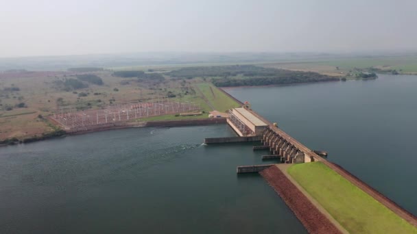 Drone View Hydroelectric Power Plant Paranapanema River Artificial Lake Transmission — Vídeo de Stock