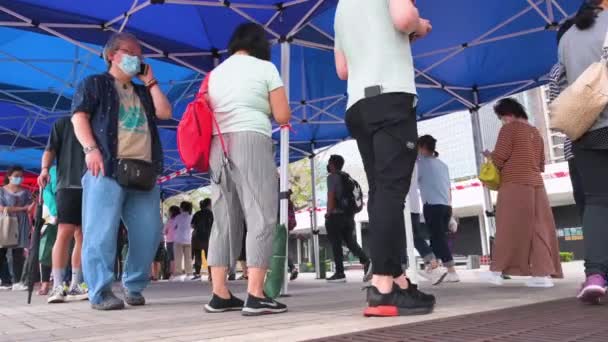 People Queue Line Receive Pcr Tests Coronavirus Covid Community Testing — Stock Video