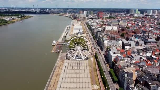 Scheldt Nehrinin Yanındaki Ernest Van Dijckkai Caddesini Antwerp Belçika Daki — Stok video