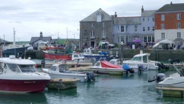 Pittoresk Uitzicht Ives Cornwall Van Boten Afgemeerd — Stockvideo