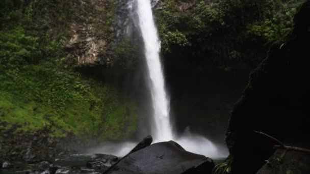 Mengungkapkan Gambar Fortuna Air Terjun Costa Rica Hutan Hujan America — Stok Video