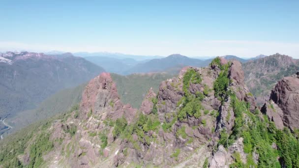 Jagged Mountain Range Aerial Mackenzie Range Vancouver Island Canada — Stock video