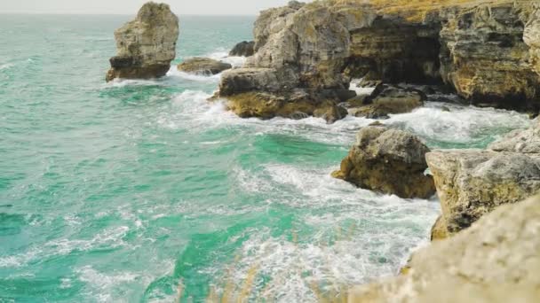 Paysage Marin Pittoresque Avec Arc Rocheux Falaise Formation Érosion Géologique — Video