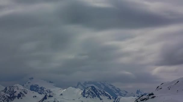 Cloudscape Time Lapse Shot Snow Capped Mountain Peaks Paysage Hivernal — Video