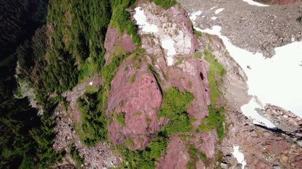 Far Aerial Sprial Shot Hiker Peak Mackenzie Range Vancouver Island — Stok Video