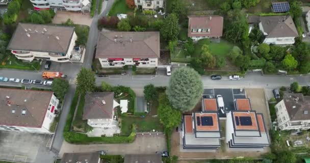 Vedere Aeriană Înclinat Dronă Zona Rezidențială Din Orașul Lausanne Case — Videoclip de stoc