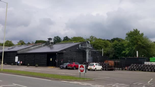 Penderyn Whiskey Distillery Port Sherry Barrels Storage Brecon Beacons — стоковое видео