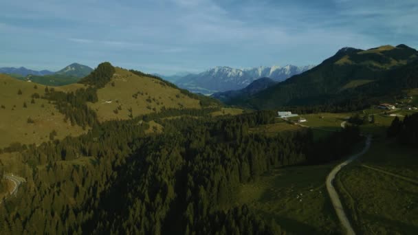 Zielona Trawa Łąki Romantycznym Sielankowym Bawarii Austriacki Sudelfeld Wendelstein Alpy — Wideo stockowe