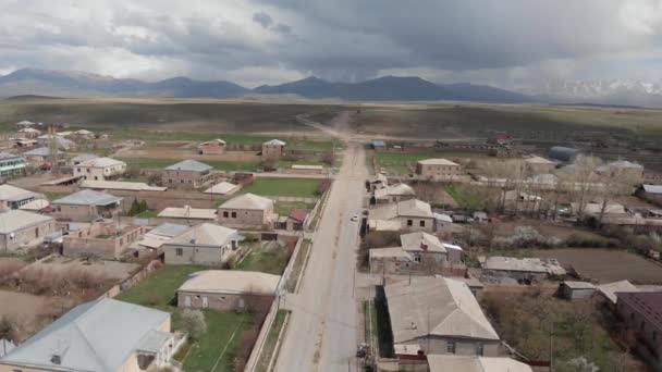 Buitenwijken Van Vardenis Armenië Aan Oostgrens Naar Azerbaijan Toont Eenvoudige — Stockvideo