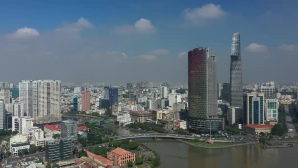 Fiume Saigon Lungomare Canale Con Chi Minh City Skyline Panorama — Video Stock