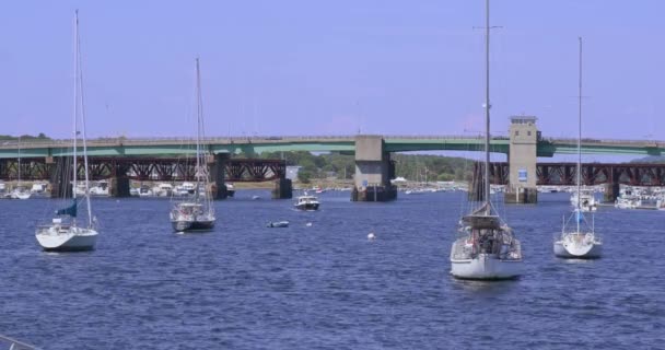 Bateaux Amarrés Ralenti Dans Marina Port Newburyport — Video