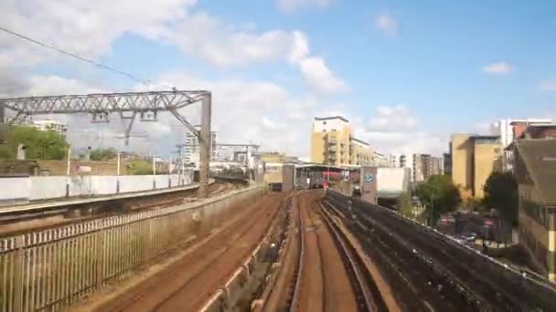 London England Сентябрь 2022 Timelapse Dlr Trainline Rear View Train — стоковое видео