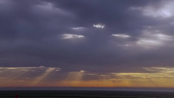 Picturesque Moving Dark Clouds Huge Endless Land Sunlight Falling Horizon — Stok Video