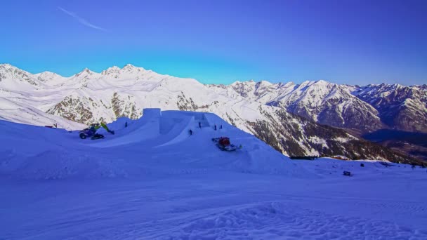 Hochwinkelaufnahme Der Suzuki Nine Knights Rampe Skigebiet Watles Frühen Morgen — Stockvideo