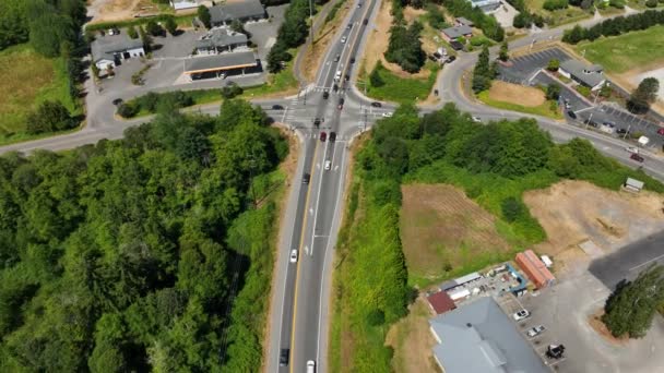 Vista Aérea Cima Para Baixo Dos Carros Que Dirigem Estrada — Vídeo de Stock