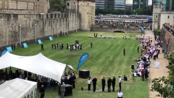 Begrafenisstoet Koningin Elizabeth Londen — Stockvideo