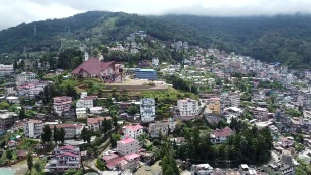 Uma Vista Aérea Igreja Catedral Kohima Cidade Montanhosa Kohima Nagaland — Vídeo de Stock