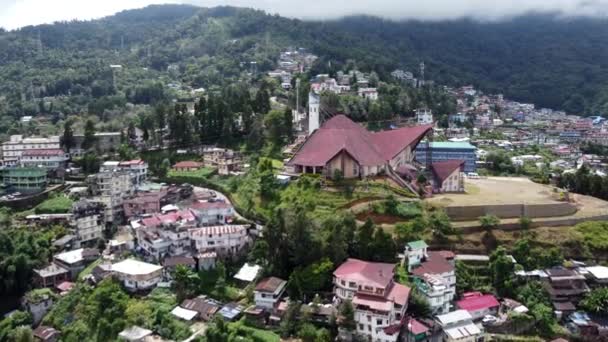 Uma Vista Aérea Igreja Catedral Kohima Cidade Montanhosa Kohima Nagaland — Vídeo de Stock