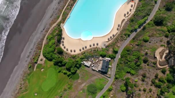 智利太平洋沿岸独占公寓中的人造海滩 奢华风景俯瞰全景 — 图库视频影像