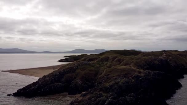 Vue Aérienne Basse Altitude Ynys Llanddwyn Île Anglesey Sentier Randonnée — Video