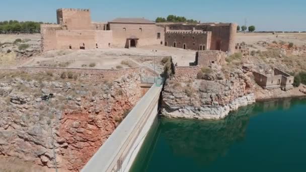 Tirez Arrière Plan Aérien Château Pearroya Vieux Château Pierre Réservoir — Video