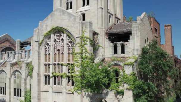 印第安纳州加里市被遗弃的历史性城市卫理公会教堂用无人驾驶飞机视频退出 — 图库视频影像