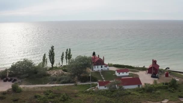 Historische Point Betsie Vuurtoren Frankfort Michigan Gelegen Langs Lake Michigan — Stockvideo