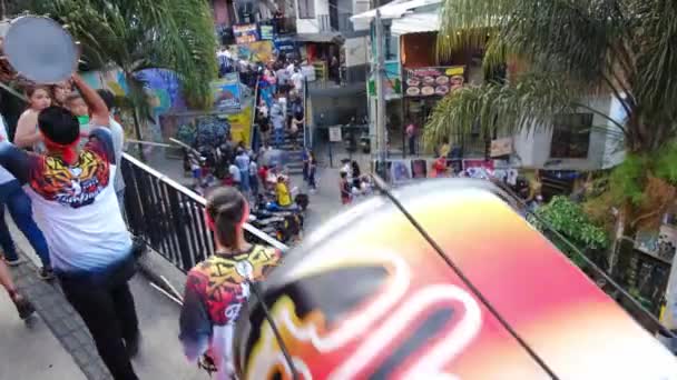 Musicisti Strada Trasporti Batteria Batucada Medellin Colombia Comuna Artisti Che — Video Stock
