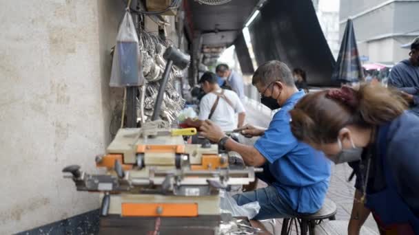 Serrurier Dupliquer Faire Des Clés Dans Boutique Long Rue Bangkok — Video