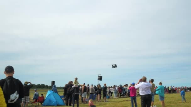 Boeing Chinook Vrtulník Baltic Air Display Liepaja Lotyšsko — Stock video