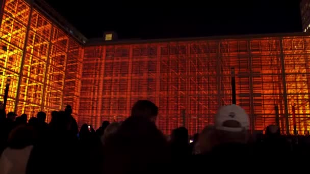 Proyecciones Del Festival Luces Glow Sobre Edificio Bloques Colores Viga — Vídeos de Stock