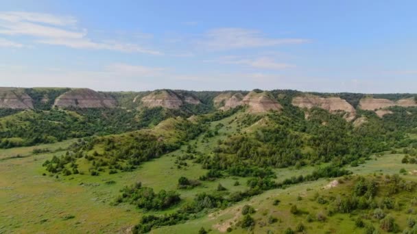 Kuzey Dakota Grassy Butte Bölgesi Ndeki Uçsuz Bucaksız Vahşi Çayırların — Stok video