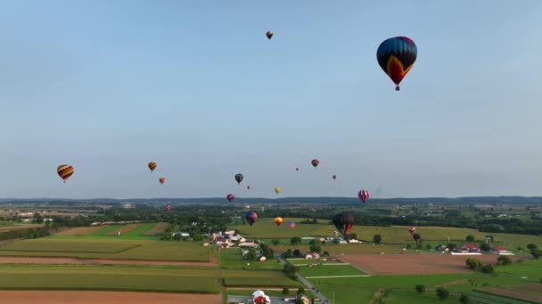 Colorful Hot Air Balloon Festival Lancaster County Pennsylvania Amish Travel — Stock Video