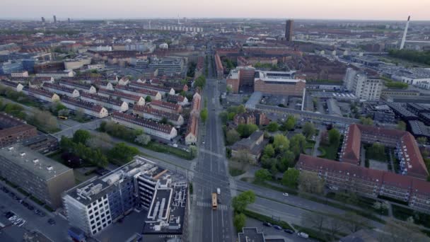 Kilátás Koppenhágára Kereszteződésben Este Tavasszal Kora Nyáron Dániában — Stock videók