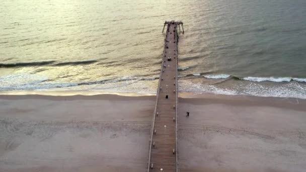 Antenne Über Dem Fischersteg Kure Beach North Carolina — Stockvideo