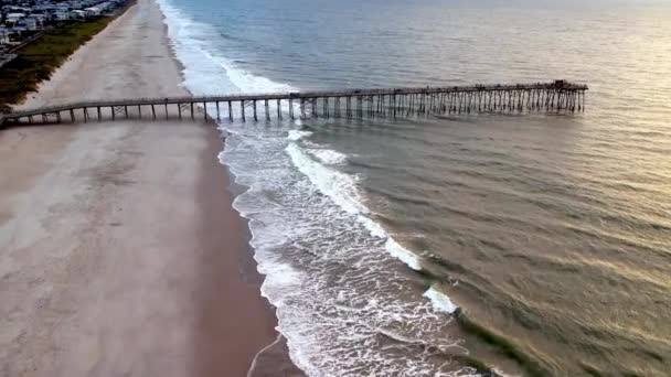Pchnięcie Powietrza Kierunku Molo Plaży Kure Północna Karolina — Wideo stockowe