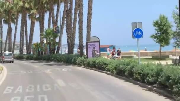 Utsikt Från Framrutan Bussen Malaga Spanien Stranden Ligger Höger Sida — Stockvideo