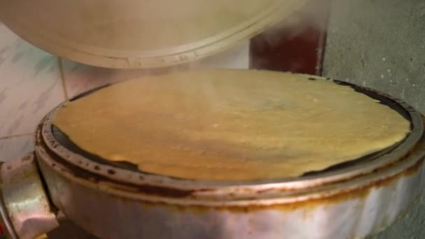 Процесс Приготовления Традиционного Эфиопского Хлеба Инжера Эфиопия — стоковое видео