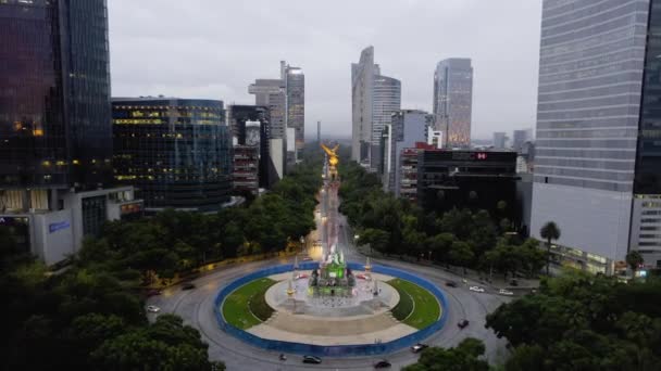 Luftaufnahme Vom Angel Independencia Der Reforma Avenue Düsterer Mexiko Stadt — Stockvideo