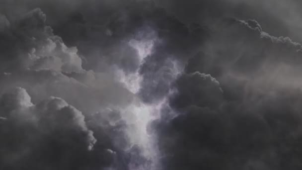 Temporale Pov Nube Bianca Scura Nel Cielo Buio — Video Stock