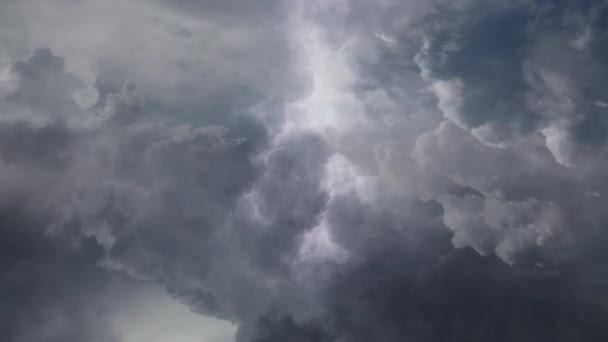 Blick Auf Stürme Wolken Himmel — Stockvideo