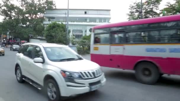 Улицы Движение Бангалоре Индия — стоковое видео