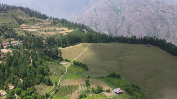 Drone Shot Small Village Sainj Valley Himachal Pradesh Manali Kasol — 图库视频影像