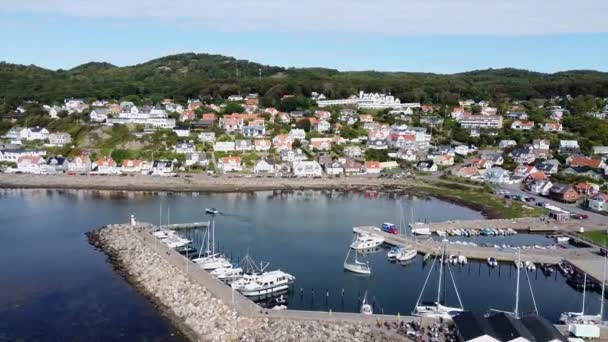 Flygfoto Över Molle Sverige Som Visar Båtar Hus Och Skogar — Stockvideo