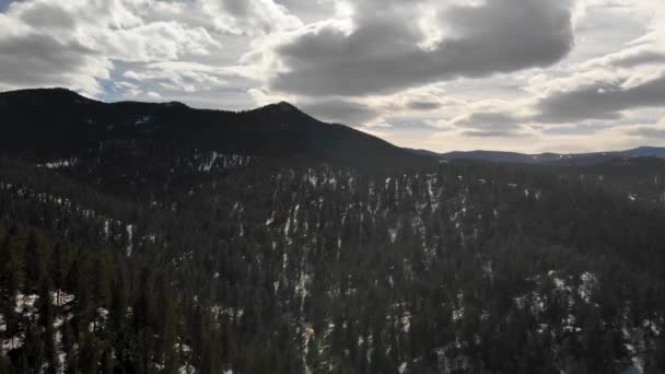 Bosque Escénico Nubes Montañas Ladera Las Montañas Colorado Horizontal Aerial — Vídeos de Stock
